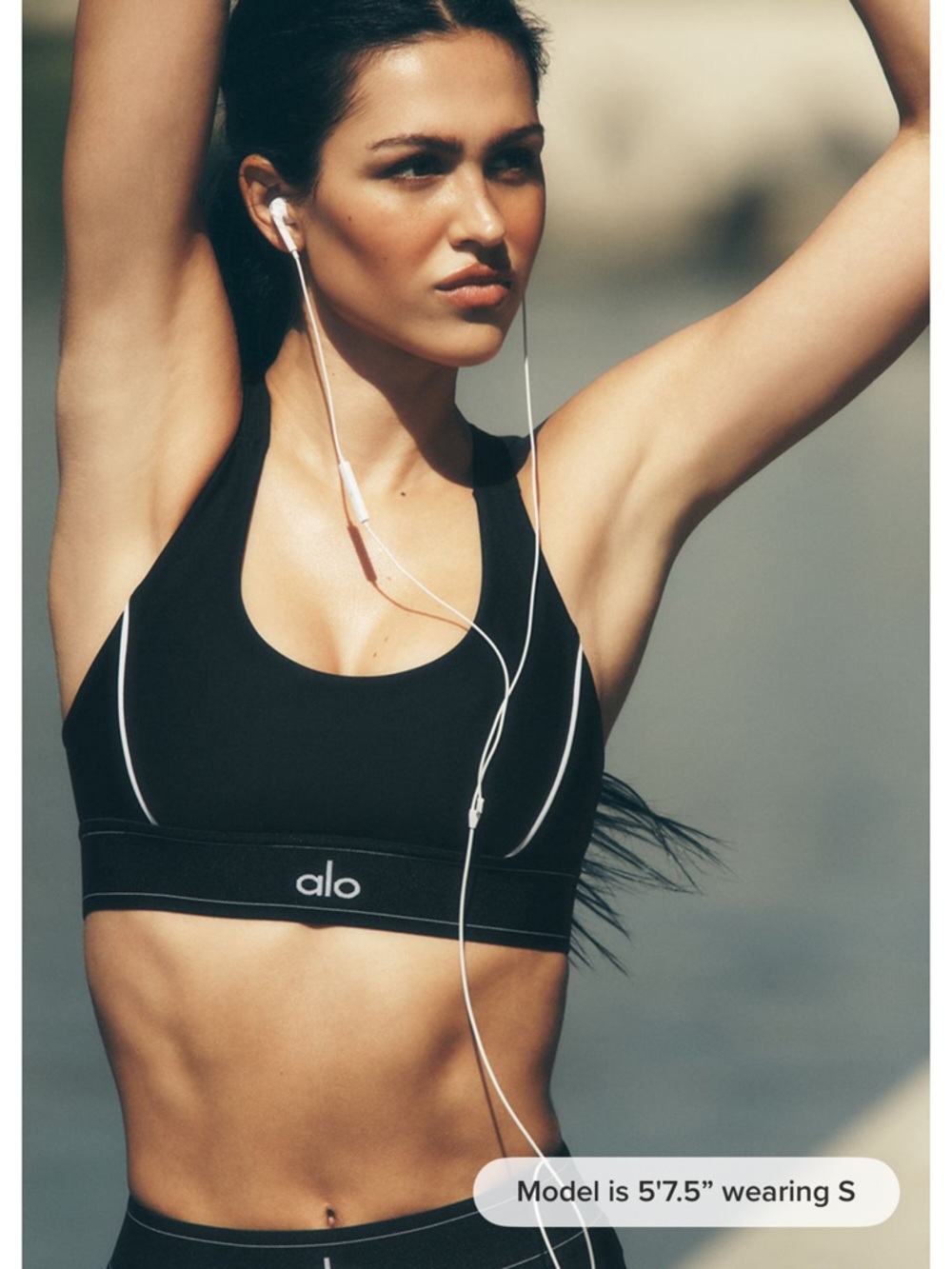 ALO Yoga Airlift Suit Up Bra - Black/White - Picture 4 of 6